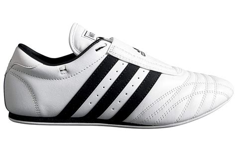 taekwondo shoes adidas